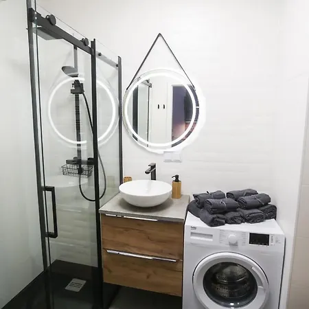 Bookowska 18 Apartment, Parking Free, Check In 24h 아파트 *